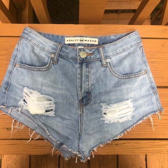 cutoff shorts   - Picture 2 of 4